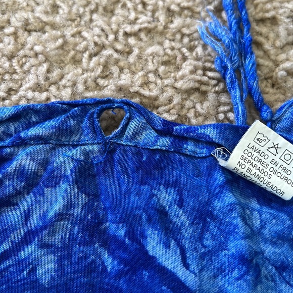 Blue fringe bottom sarong - Picture 6 of 6